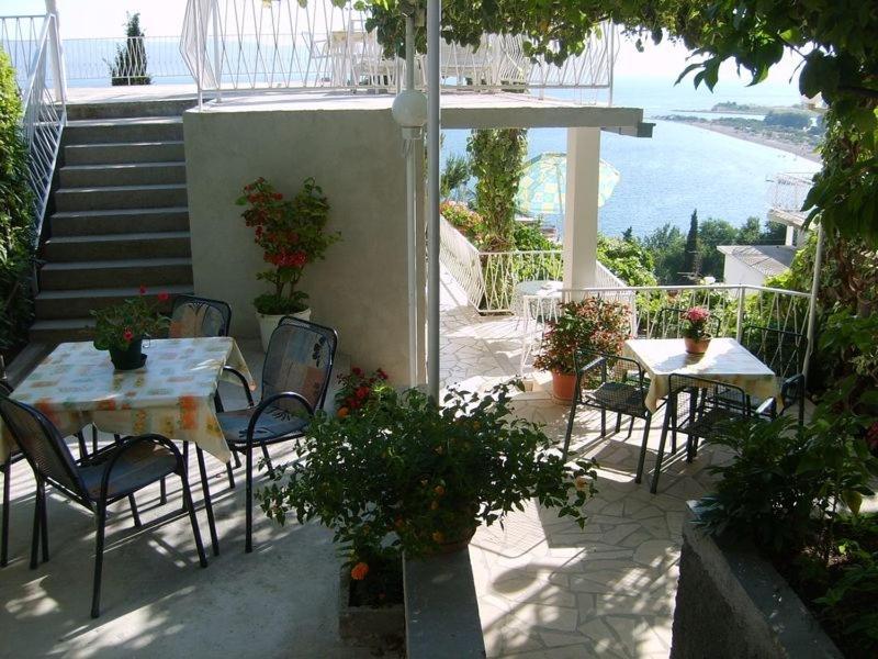 Apartment In Omis With Sea View, Balcony, Air Conditioning, Wi-Fi Omiš Exterior foto